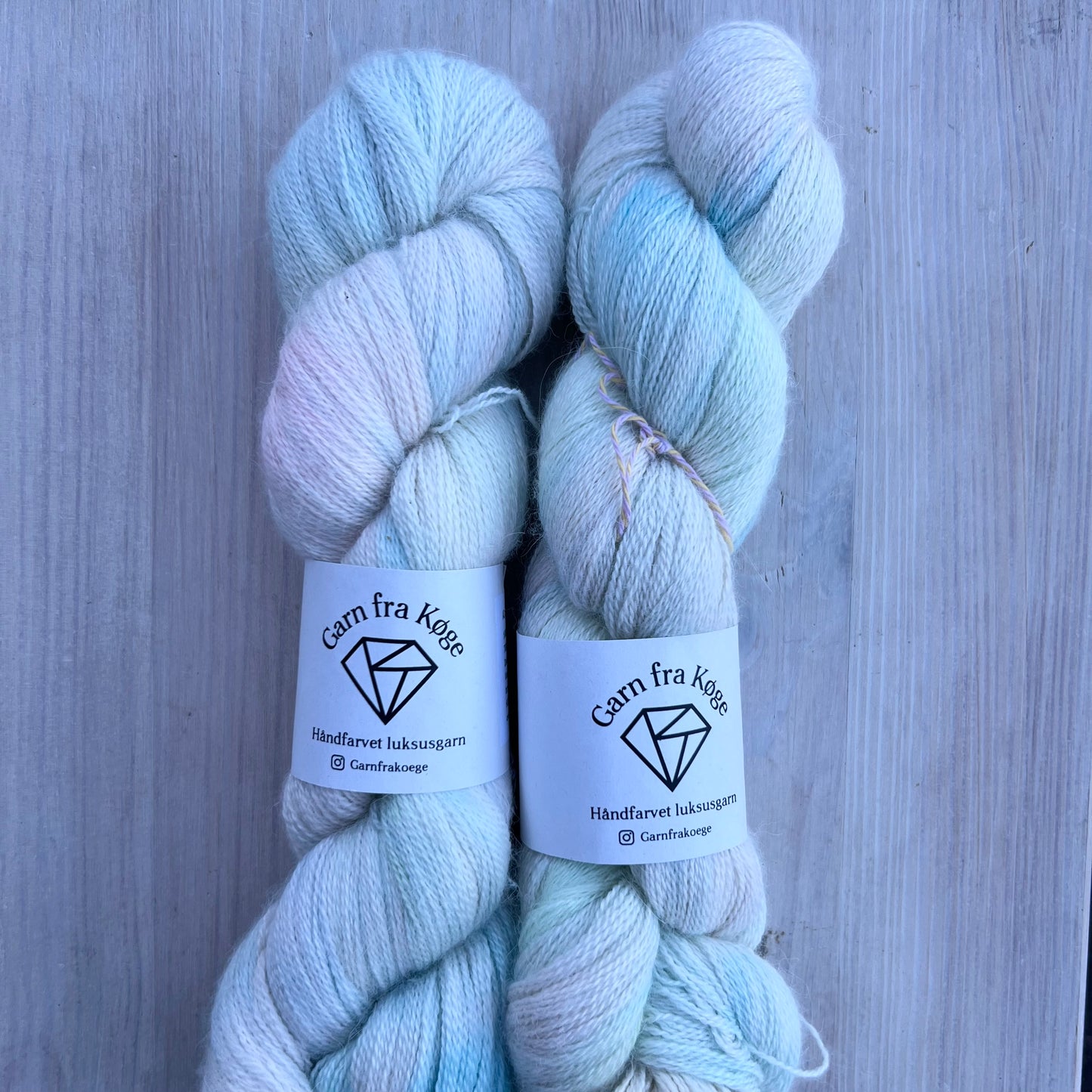 Garn fra Køge Alpaca/cashmere/silke - lace farve “unicorn”
