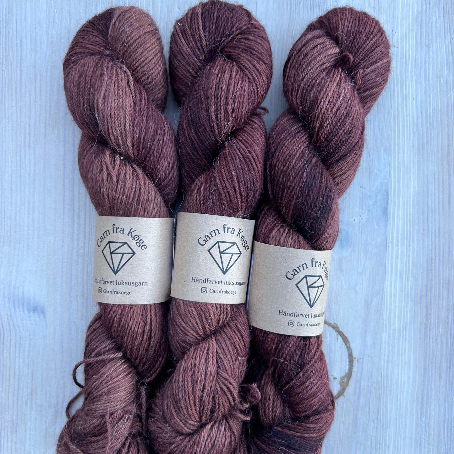 Garn Fra Køge Alpaca/silk (syrefarvet) farve Chokolade