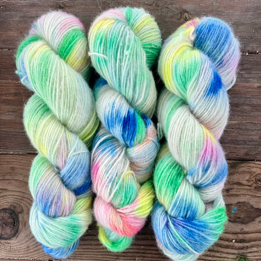 Garn fra Køge håndfarvet Alpaca Fluff