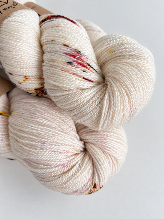 Garn Fra Køge merino/silk - lace farve Efterår