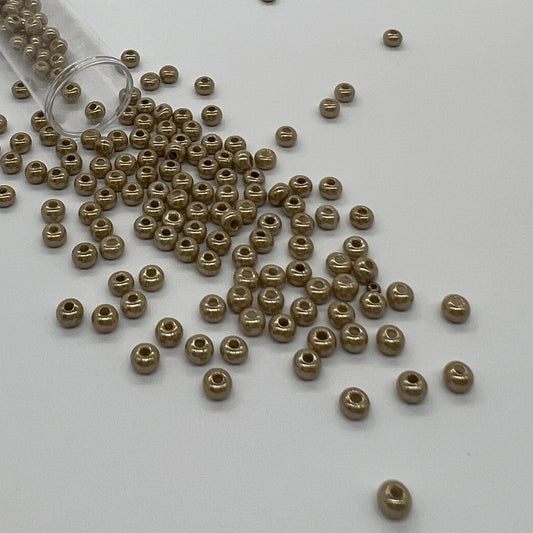 Seed Beads Pearl 6/0 - 3010 Beige